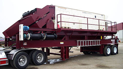 photo of a portable screening plant